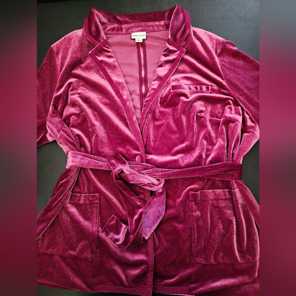 NWT - Velvet Stretch Ava & Viv Cranberry Lounging Jacket - Size 2X